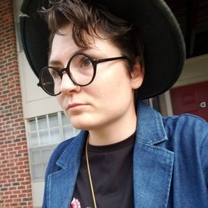 Meet your Posher, Savannah